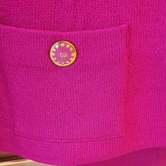 St. John Vibrant Pink Blazer & Matching Pants Suit - Picture 4 of 9